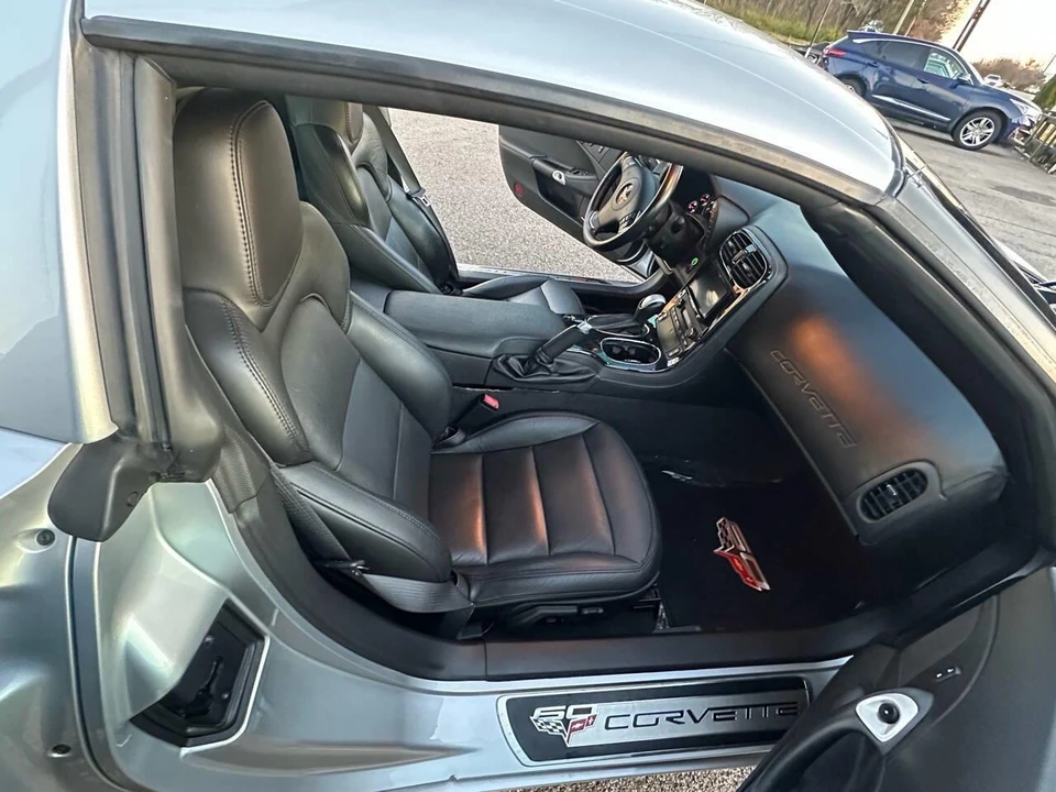2013 Chevrolet Corvette C6 - Image 17 of 23