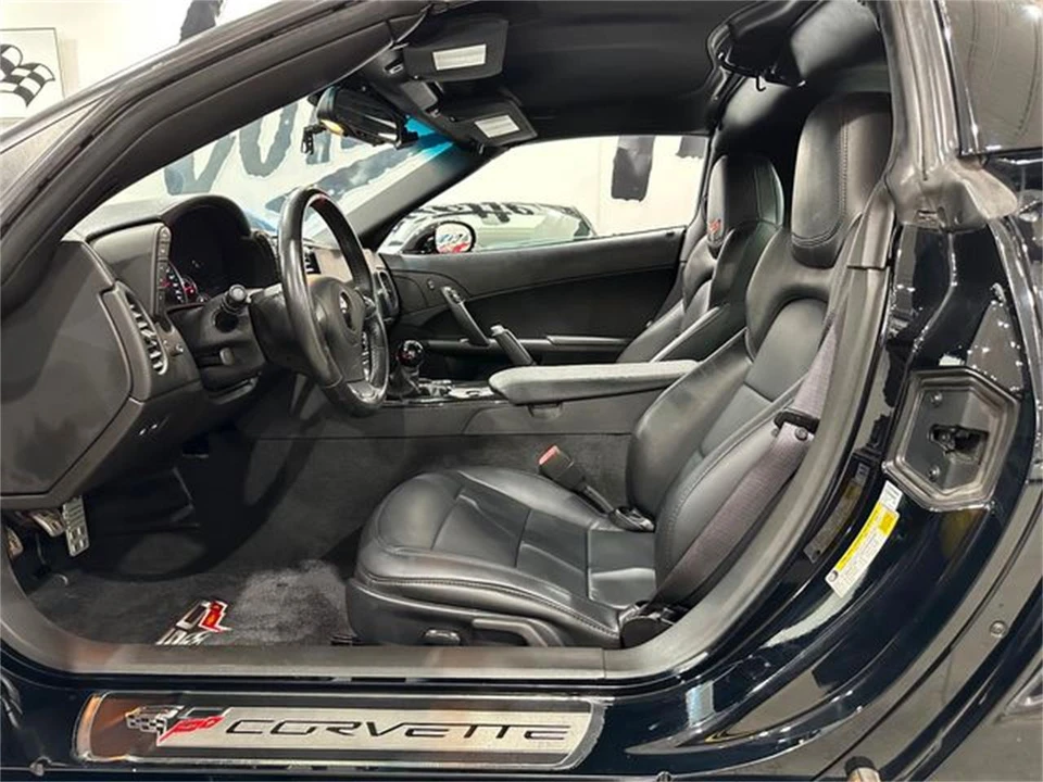 2013 Chevrolet Corvette C6 - Image 10 of 30