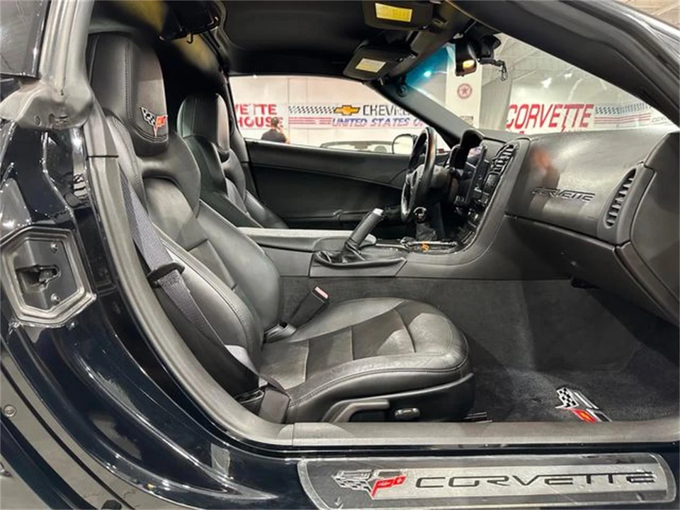 2013 Chevrolet Corvette C6 - Image 11 of 30
