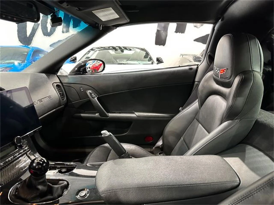 2013 Chevrolet Corvette C6 - Image 13 of 30