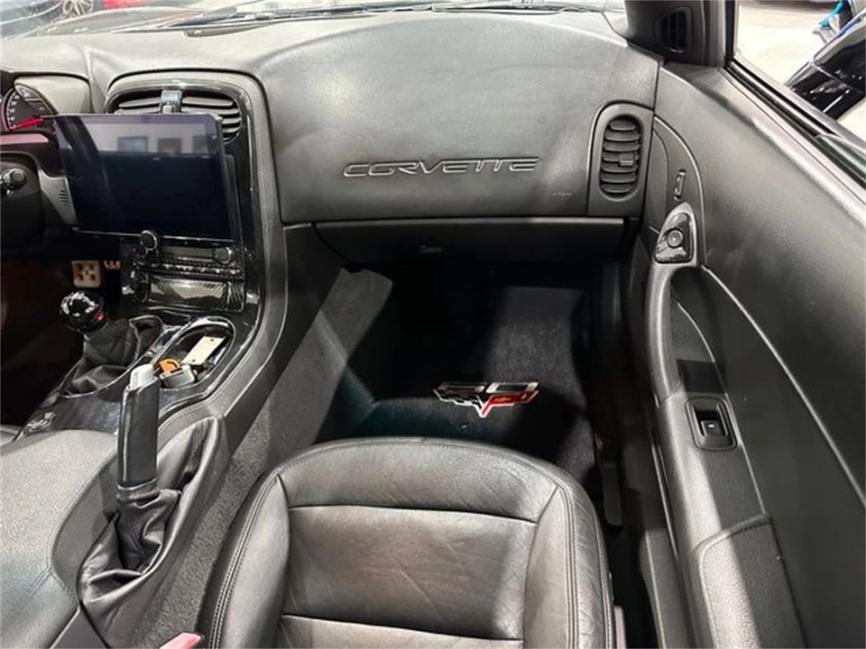 2013 Chevrolet Corvette C6 - Image 15 of 30