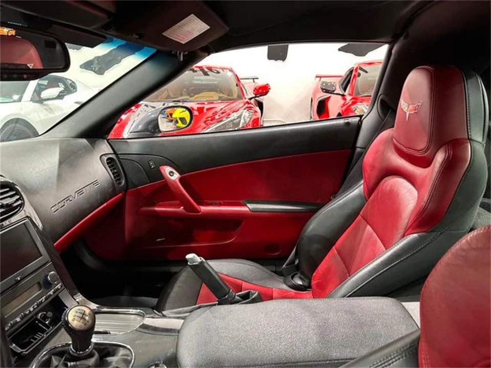 2013 Chevrolet Corvette C6 - Image 13 of 30