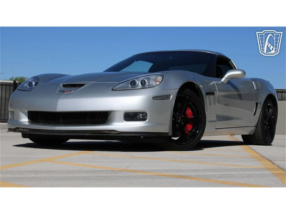 2013 Chevrolet Corvette C6 - Image 2 of 31