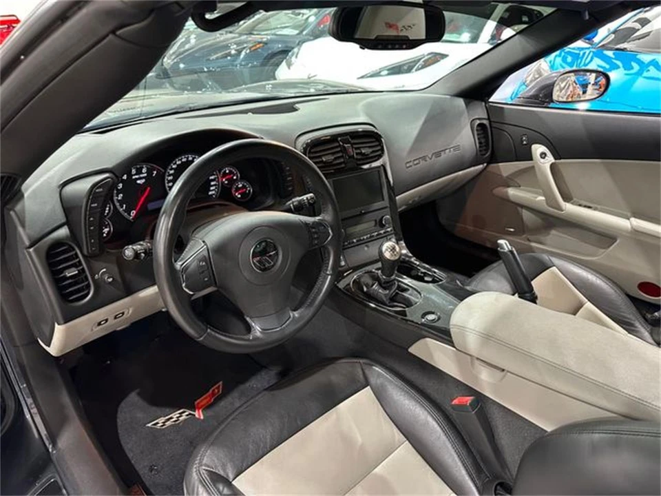 2013 Chevrolet Corvette C6 - Image 11 of 30