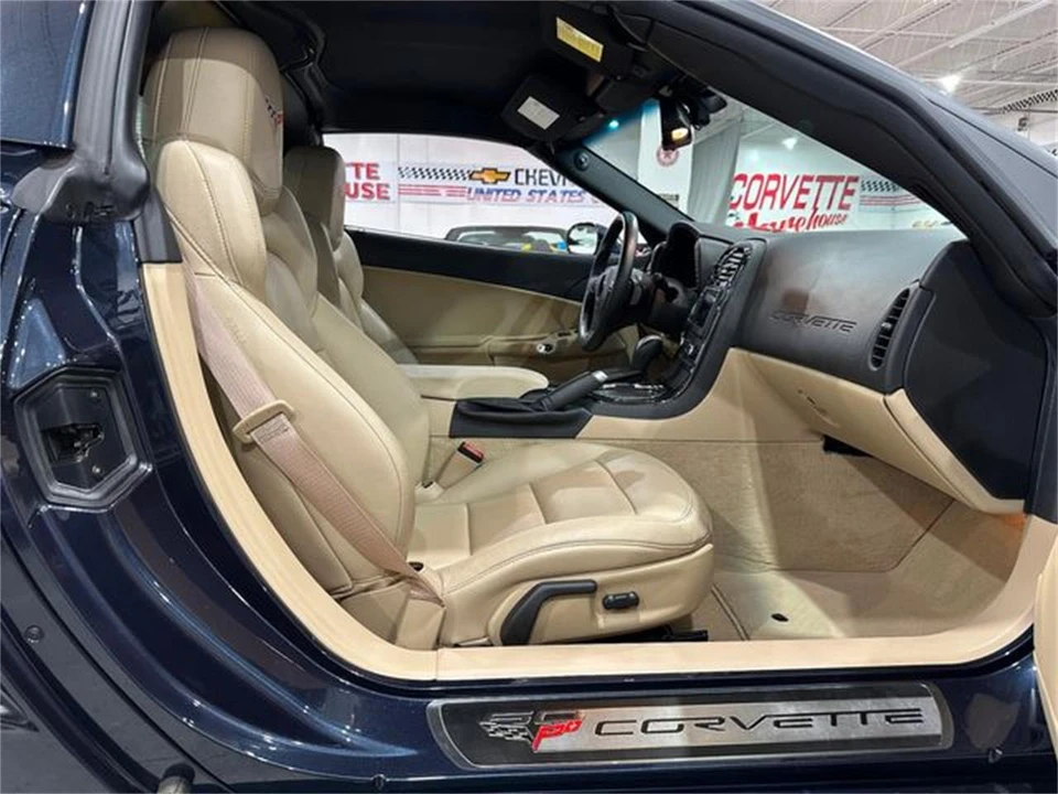 2013 Chevrolet Corvette C6 - Image 9 of 30