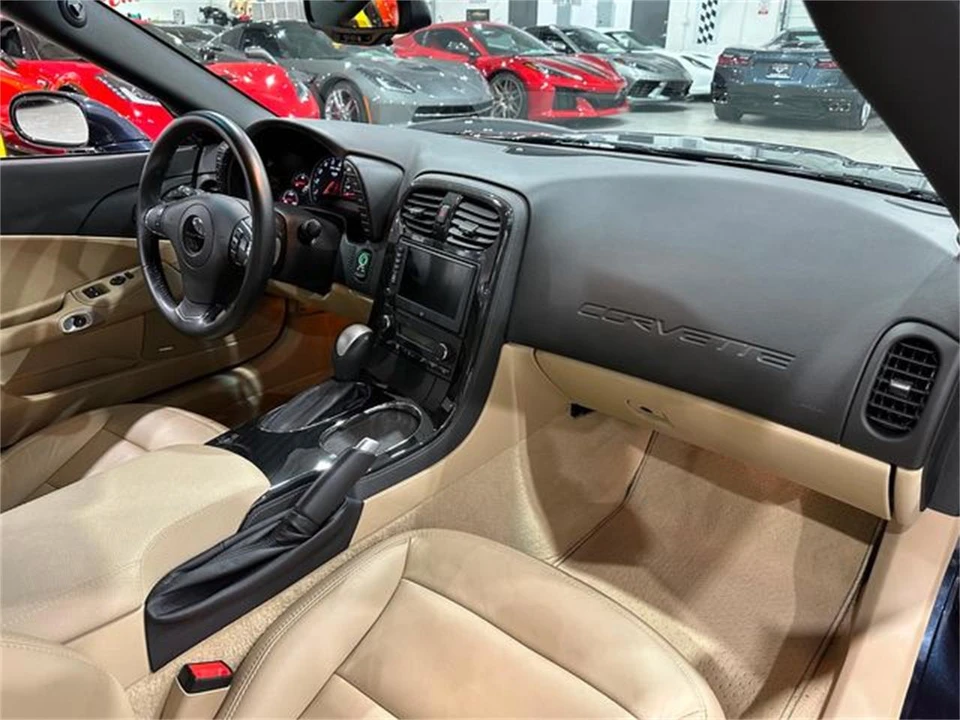 2013 Chevrolet Corvette C6 - Image 12 of 30