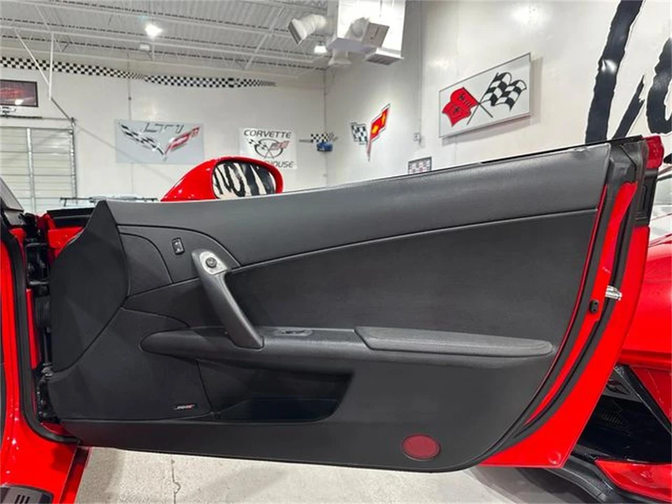 2013 Chevrolet Corvette C6 - Image 14 of 28
