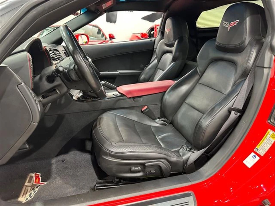 2013 Chevrolet Corvette C6 - Image 8 of 28