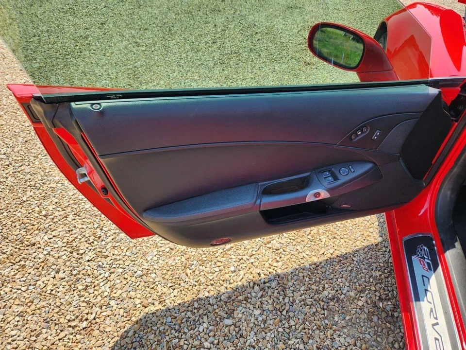 2013 Chevrolet Corvette C6 - Image 9 of 31