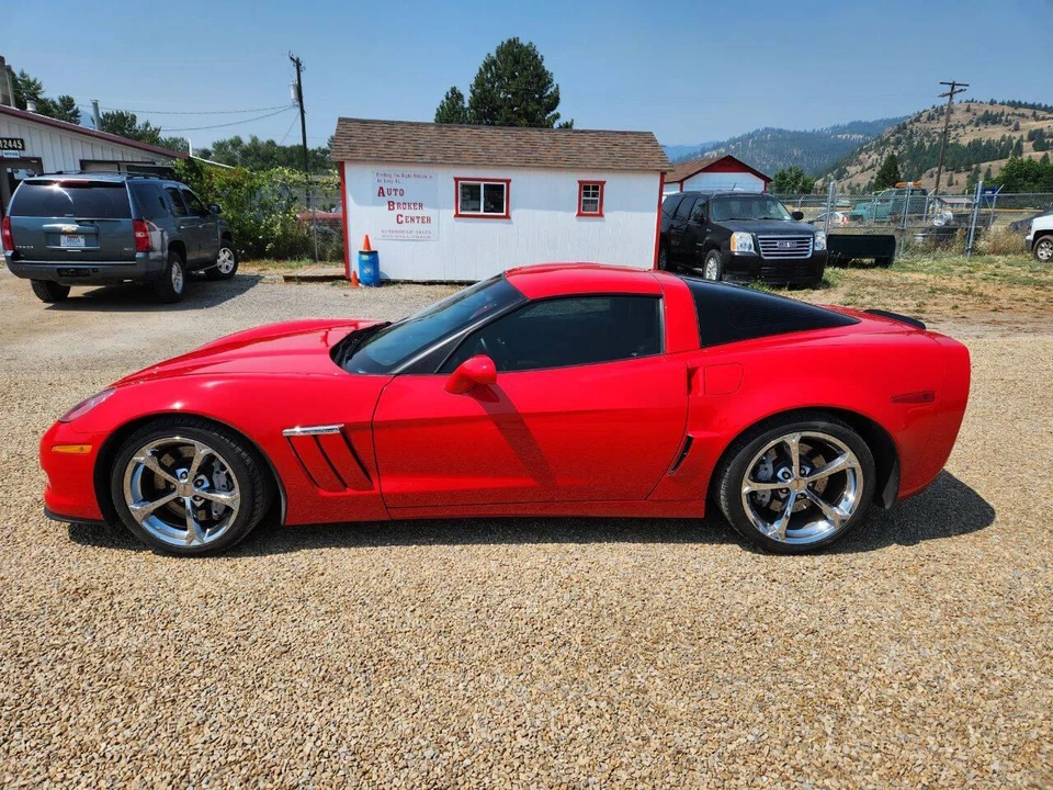 2013 Chevrolet Corvette C6 - Image 2 of 31
