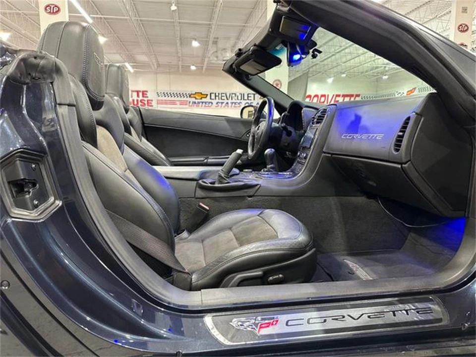 2013 Chevrolet Corvette C6 - Image 11 of 30