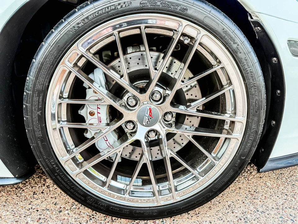 2013 Chevrolet Corvette C6 - Image 10 of 21