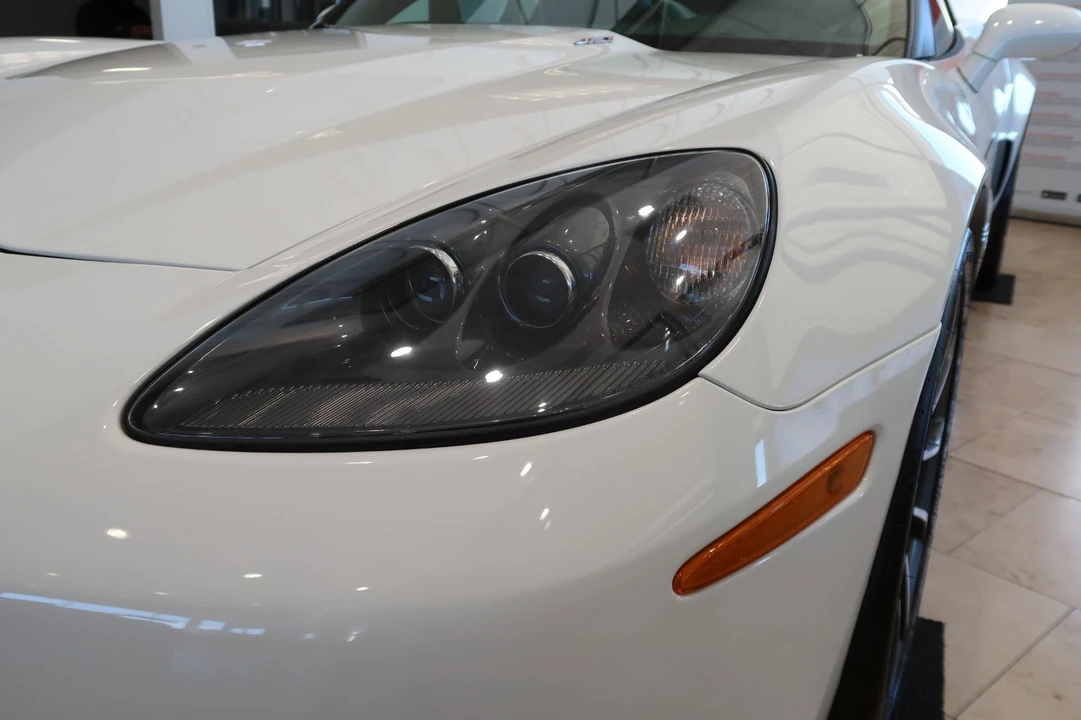2013 Chevrolet Corvette - Image 17 of 28