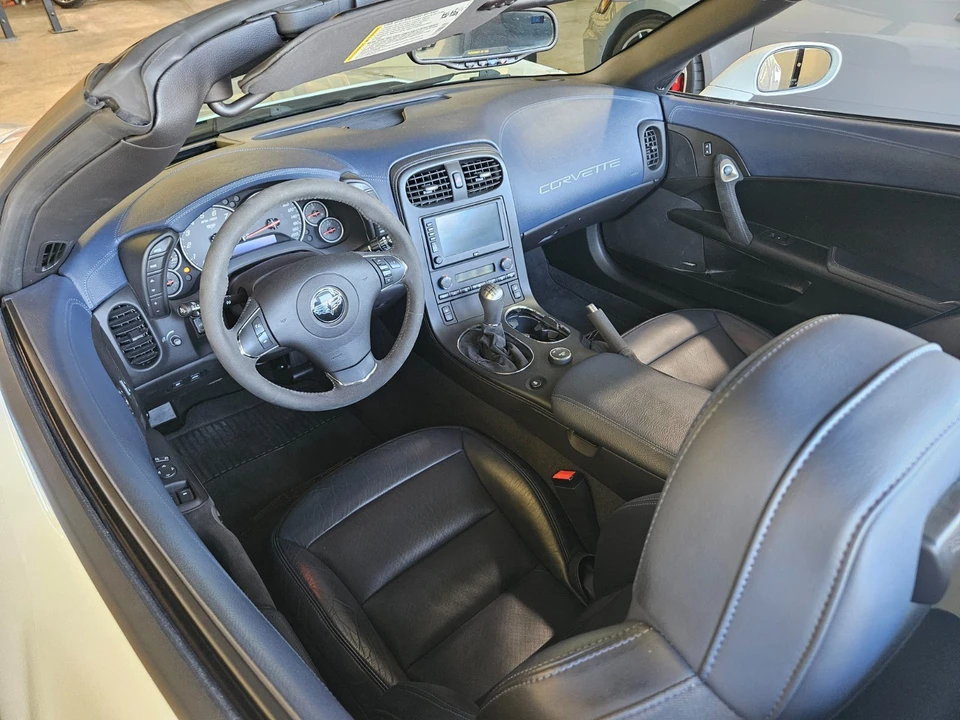 2013 Chevrolet Corvette - Image 12 of 28