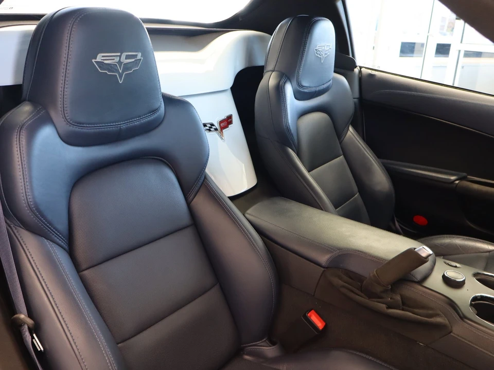 2013 Chevrolet Corvette - Image 13 of 28