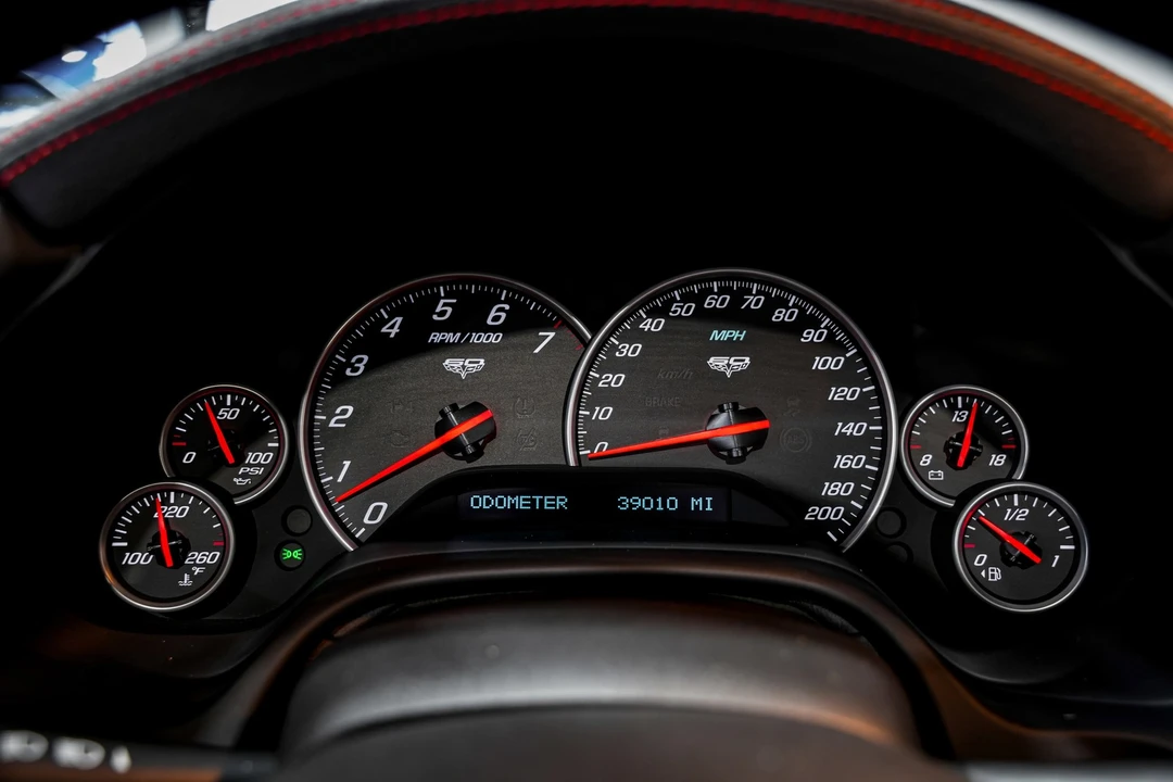 2013 Chevrolet Corvette C6 - Image 11 of 31
