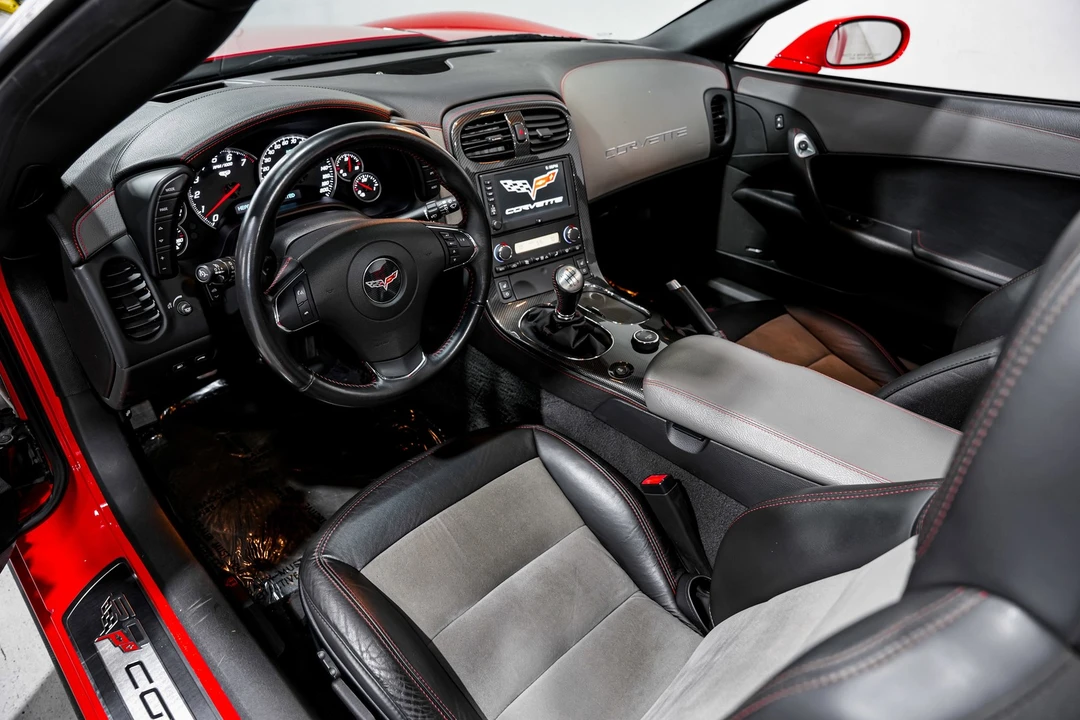 2013 Chevrolet Corvette C6 - Image 9 of 31