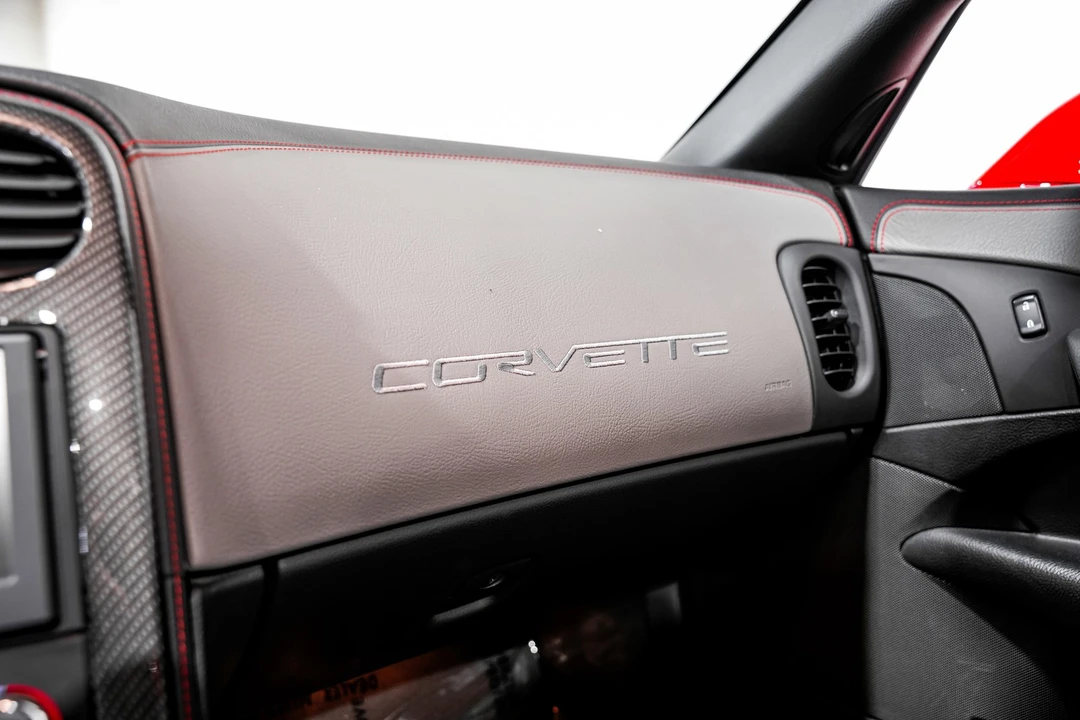 2013 Chevrolet Corvette C6 - Image 15 of 31