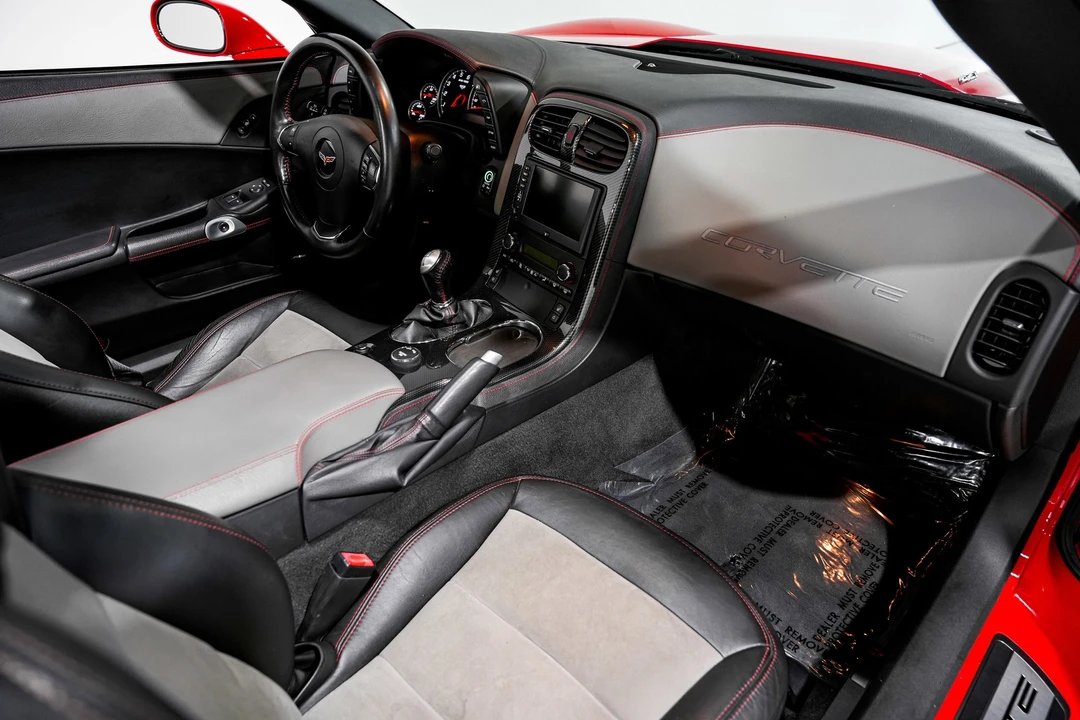 2013 Chevrolet Corvette C6 - Image 26 of 31
