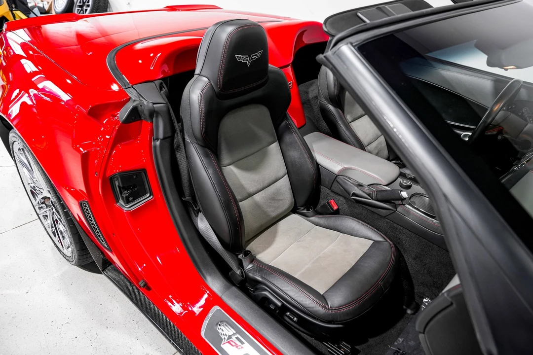 2013 Chevrolet Corvette C6 - Image 24 of 31