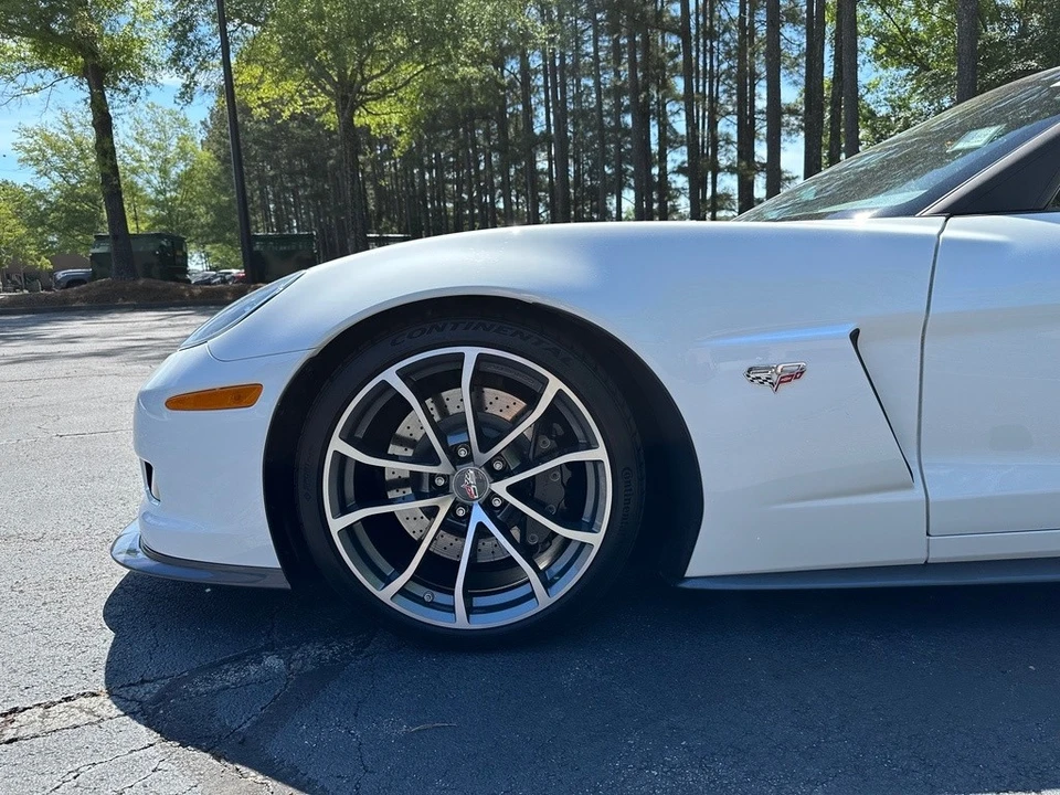 2013 Chevrolet Corvette C6 - Image 11 of 24