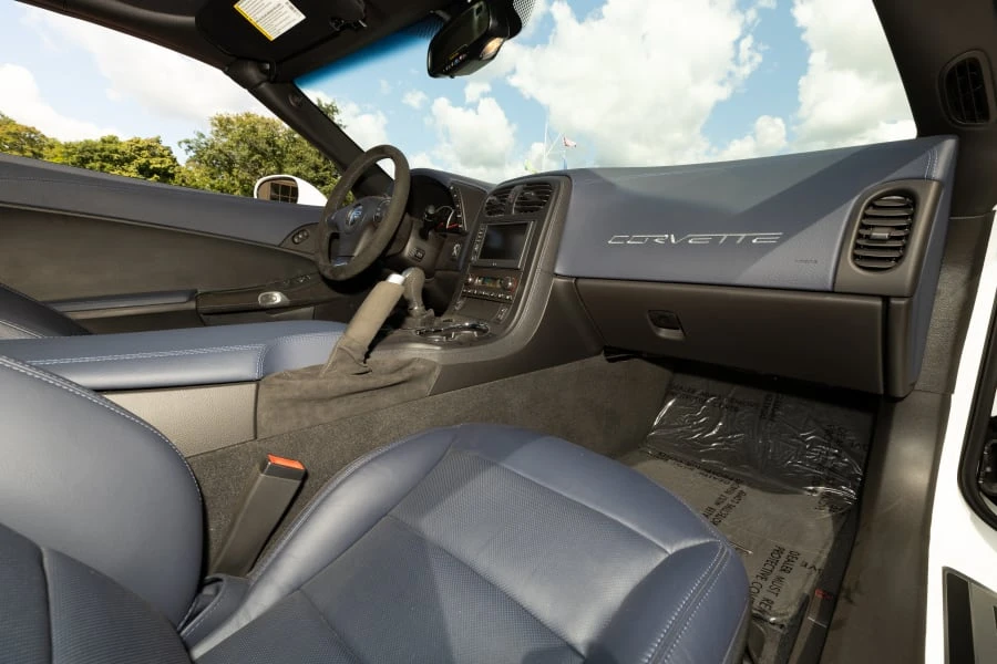 2013 Chevrolet Corvette C6 - Image 24 of 31