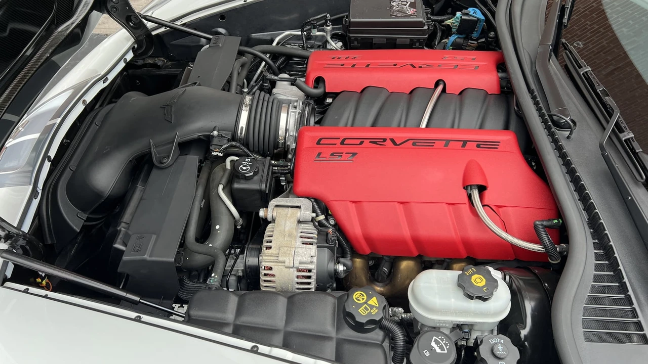 2013 Chevrolet Corvette C6 - Image 8 of 12