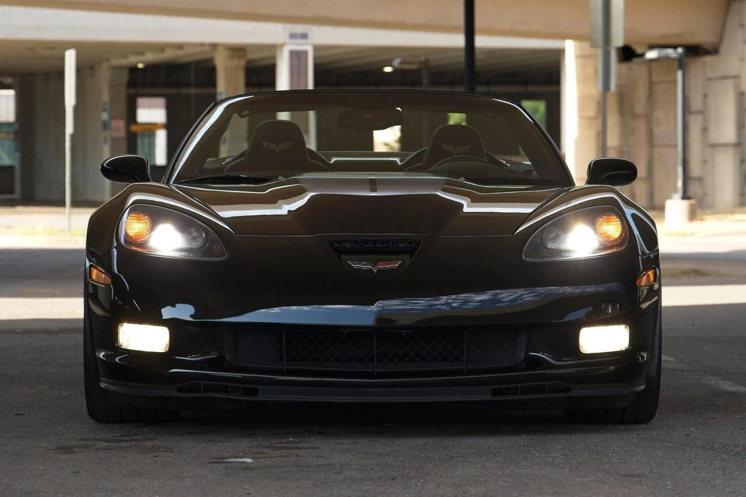 2013 Chevrolet Corvette C6 427 Convertible - Image 2 of 31