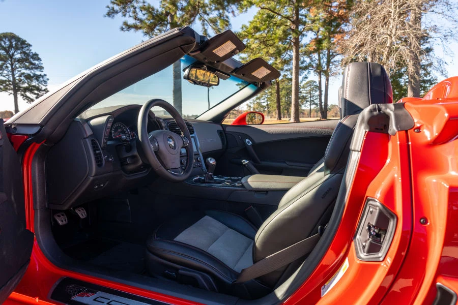 2013 Chevrolet Corvette C6 - Image 30 of 31