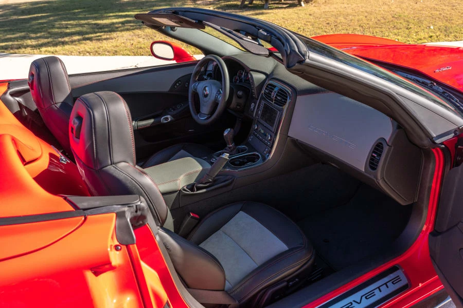 2013 Chevrolet Corvette C6 - Image 26 of 31