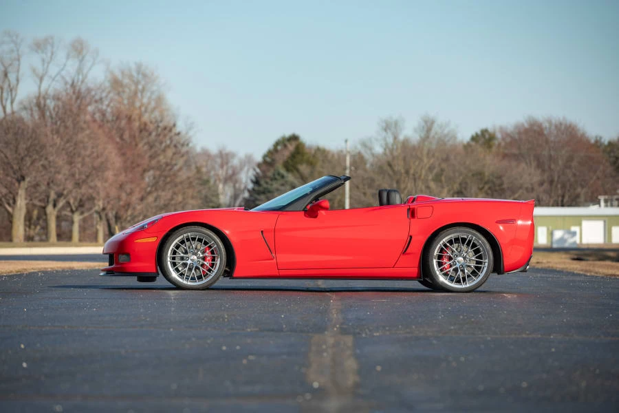 2013 Chevrolet Corvette C6 - Image 2 of 20