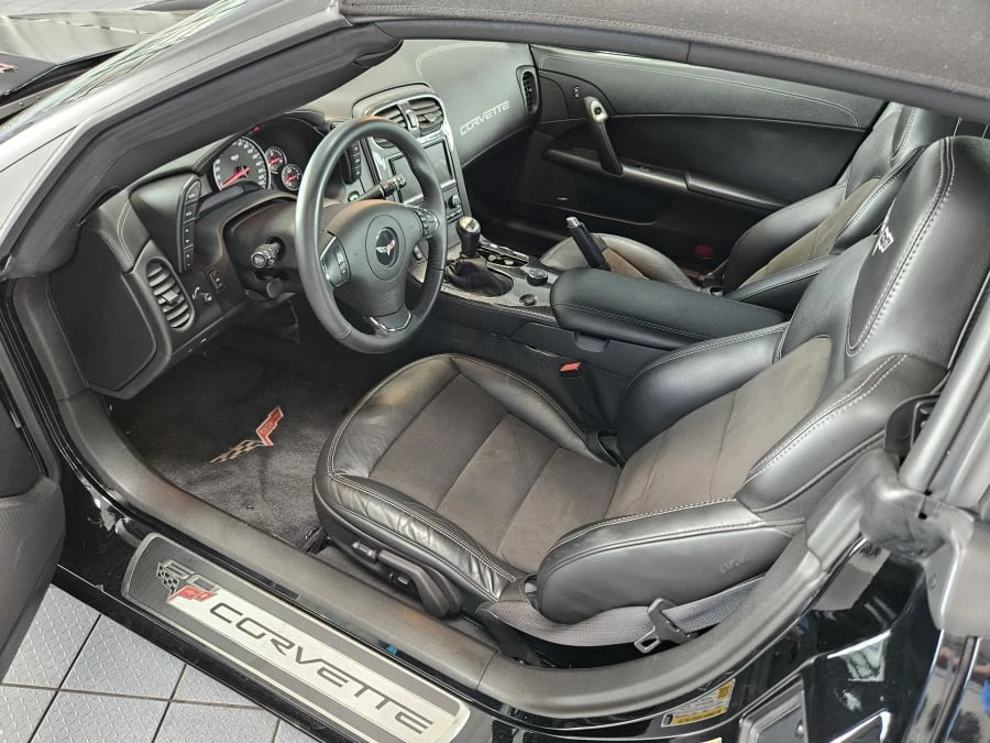 2013 Chevrolet Corvette C6 - Image 9 of 12