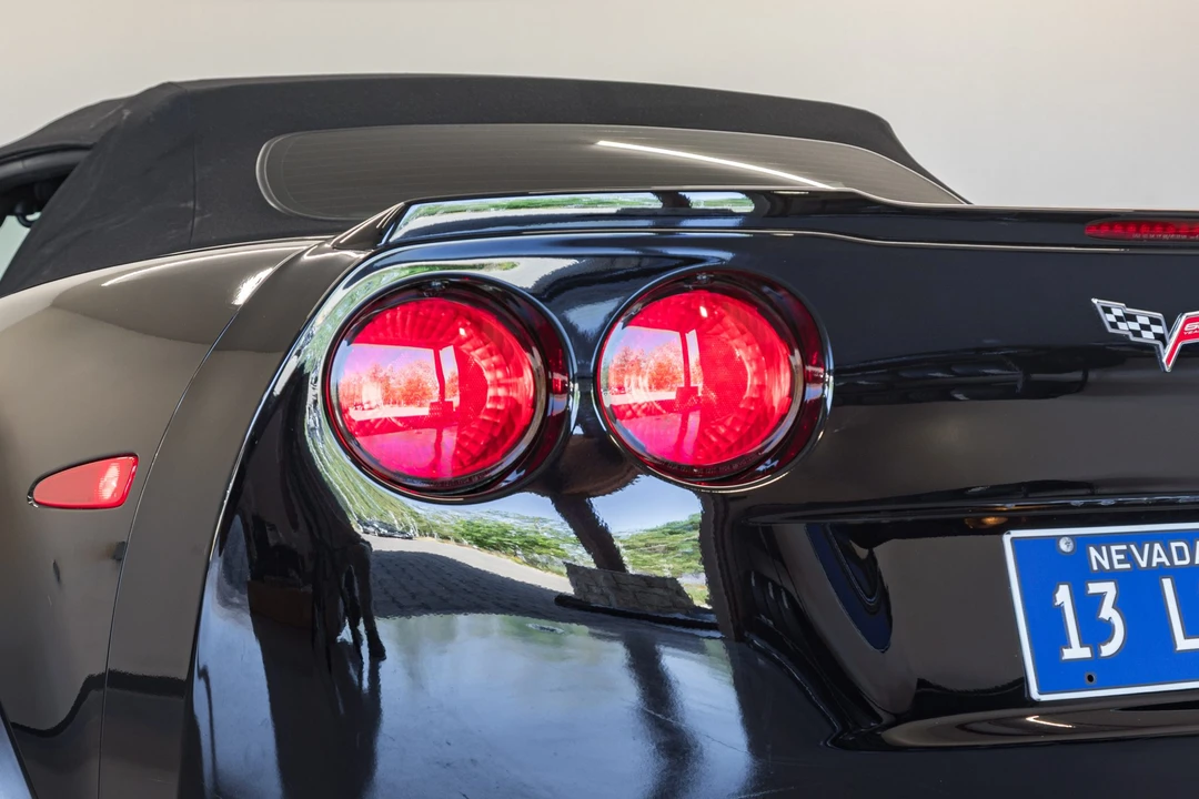 2013 Chevrolet Corvette - Image 26 of 31