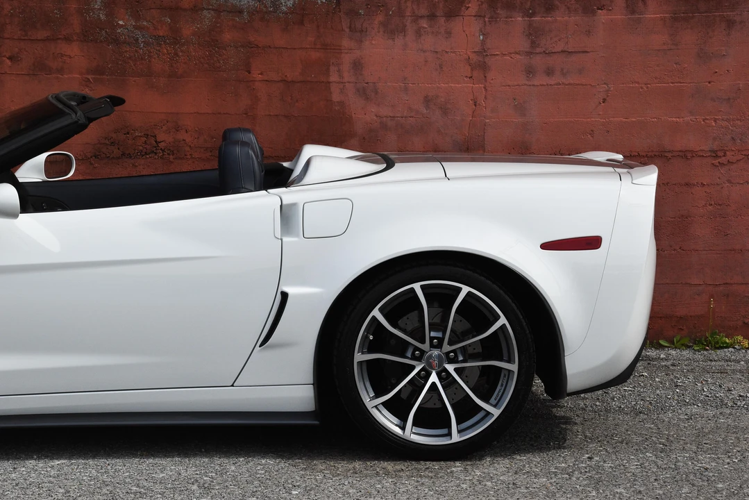 2013 Chevrolet Corvette C6 427 Convertible - Image 26 of 31