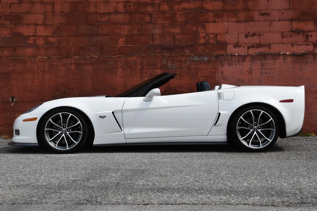 2013 Chevrolet Corvette C6 427 Convertible - Image 3 of 31