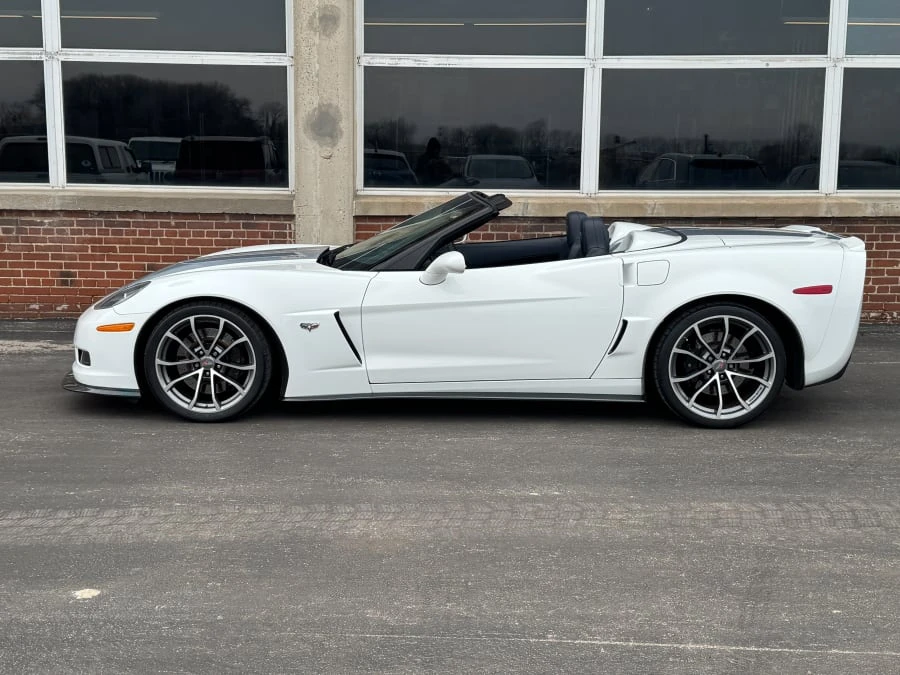 2013 Chevrolet Corvette C6 - Image 2 of 19