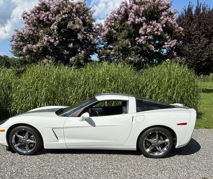 2013 Chevrolet Corvette C6 - Image 2 of 26