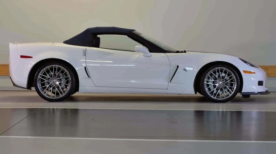 2013 Chevrolet Corvette C6 - Image 2 of 12
