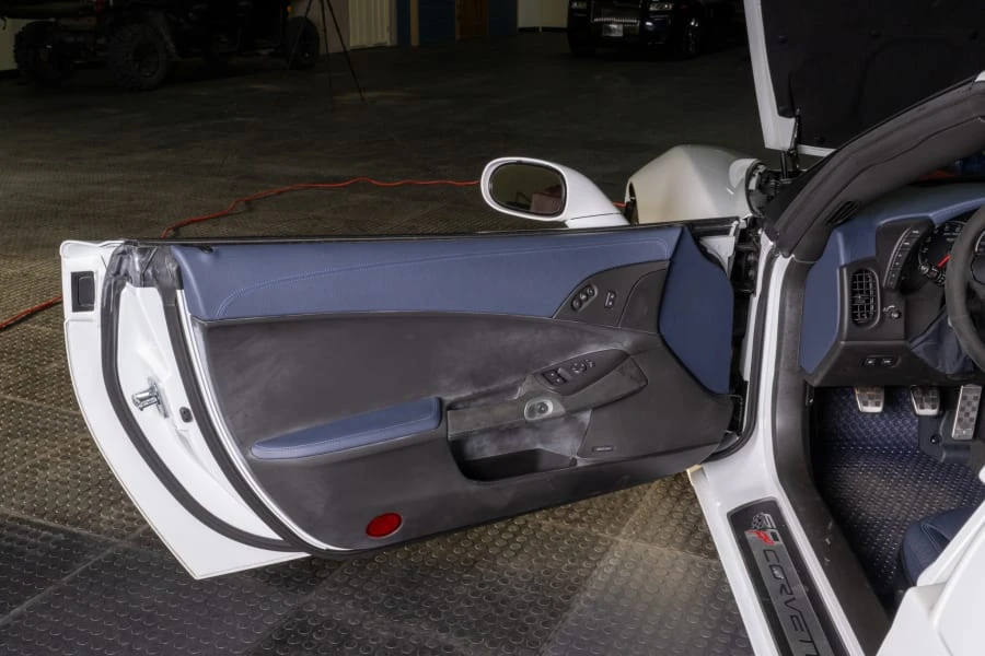 2013 Chevrolet Corvette C6 - Image 12 of 18