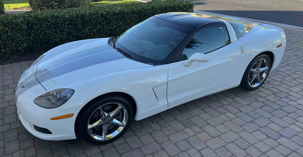 2013 Chevrolet Corvette C6 - Image 24 of 31