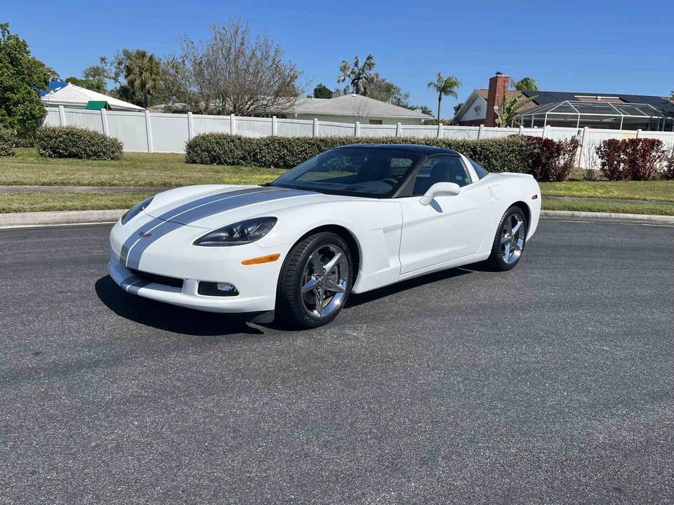2013 Chevrolet Corvette C6 - Image 10 of 31