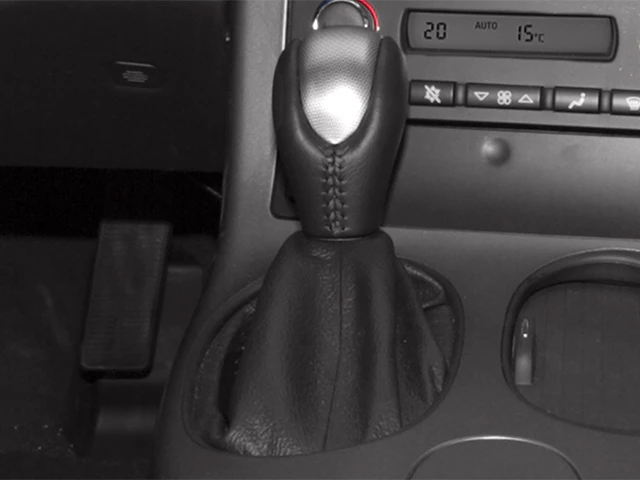 2013 Chevrolet Corvette C6 - Image 17 of 22