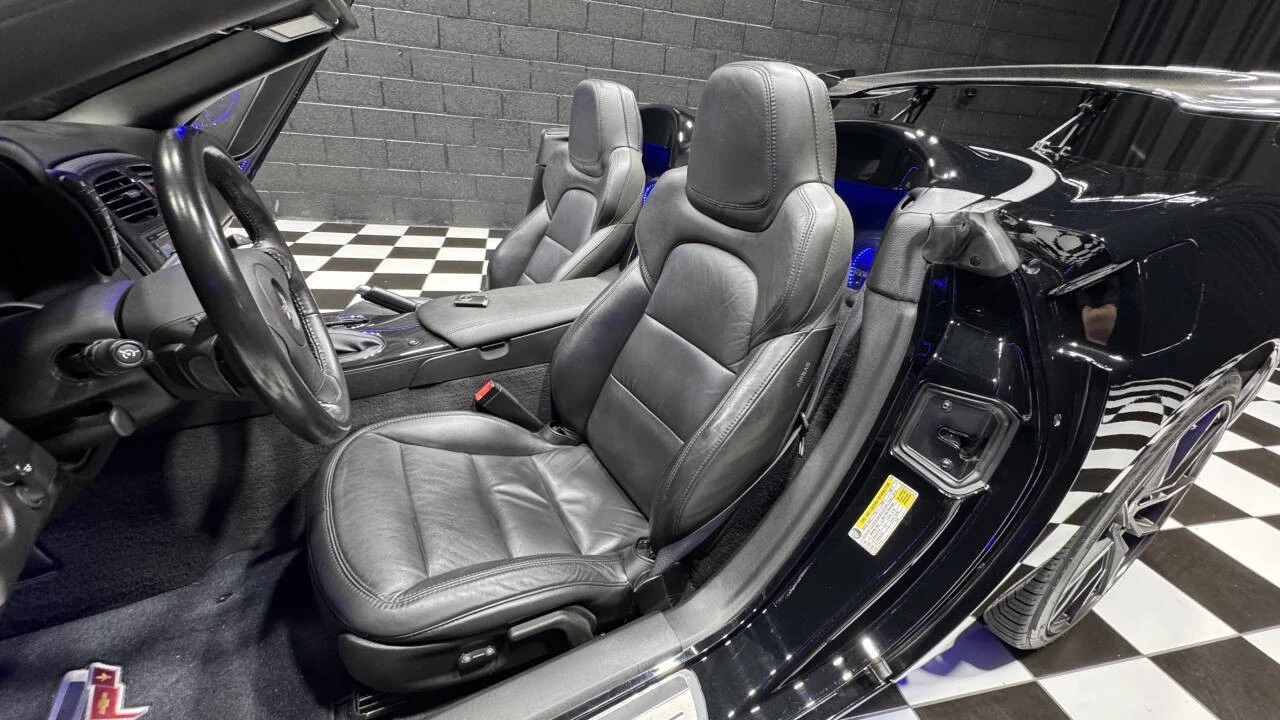 2013 Chevrolet Corvette C6 - Image 2 of 21