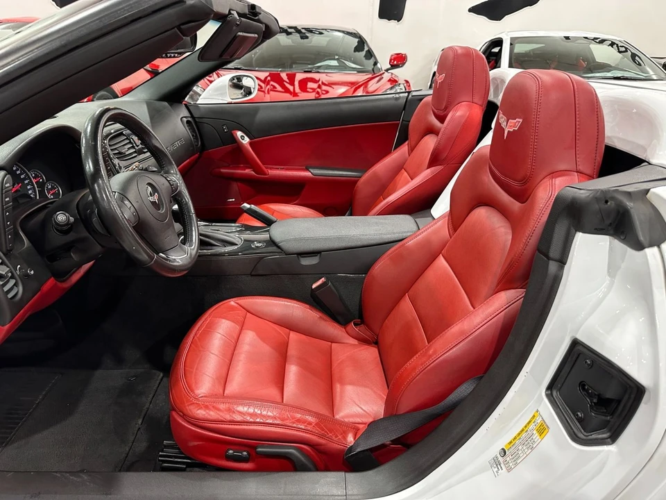 2013 Chevrolet Corvette C6 - Image 13 of 21