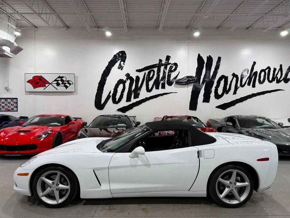 2013 Chevrolet Corvette C6 - Image 2 of 10