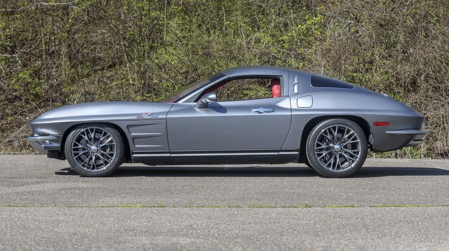 2013 Chevrolet Corvette C6 - Image 2 of 31