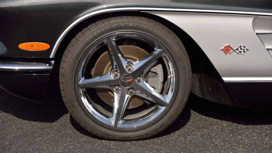 2013 Chevrolet Corvette C6 - Image 15 of 31