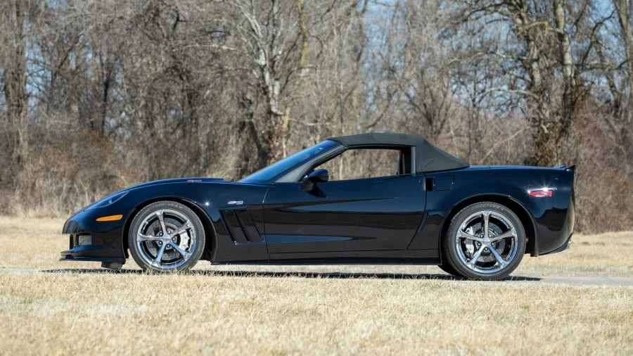 2013 Chevrolet Corvette C6 - Image 2 of 15