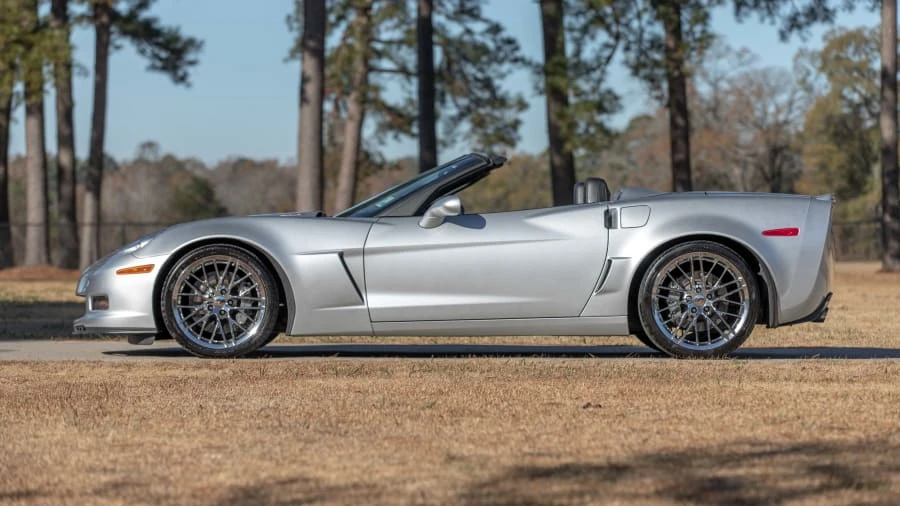 2013 Chevrolet Corvette C6 - Image 2 of 25