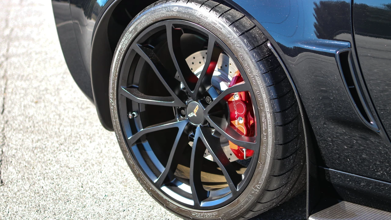 2013 Chevrolet Corvette C6 - Image 10 of 31